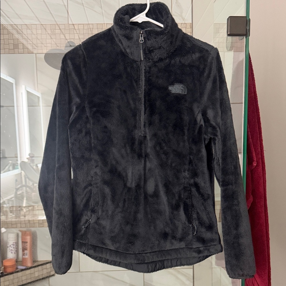The North Face women’s 3/4 zip small